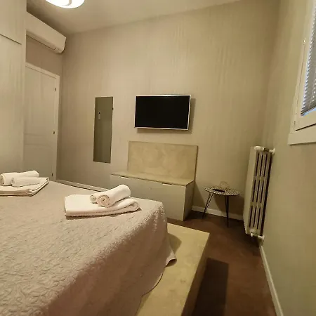 Residenza Porta Romana Apartamento *